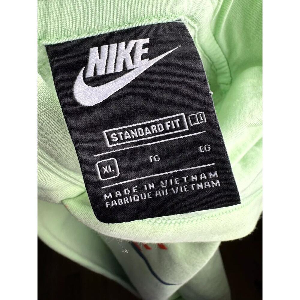 Nike Big Kids Sportswear Club Fleece, Size XL - Picture 3 of 3